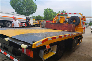 胶州附近拖车电话号码服务